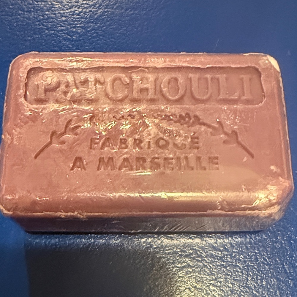 Foufour Patchouli Soap – Shea Butter Moisturizing, Sensitive Skin, SLS-Free